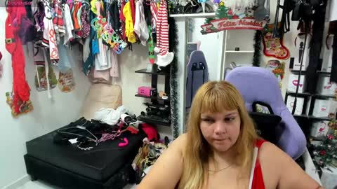 allsson_miller online show from January 3, 3:49 am
