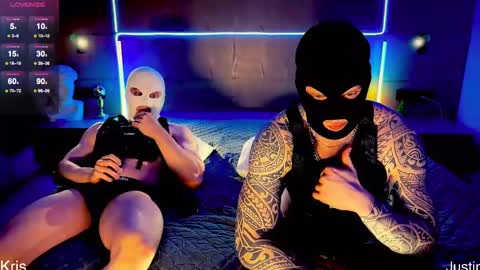 Justin online show from December 23, 8:03 pm