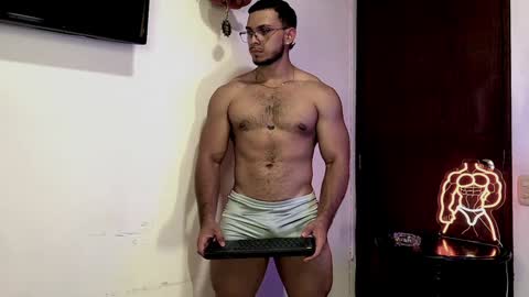 Snapshot of allukar69 chatting on December 16, 6:38 pm blake online show from December 16, 6:38 pm