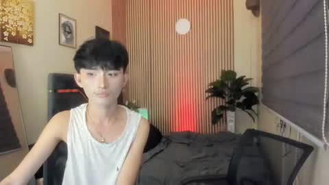 kim and josh online show from November 24, 3:54 pm