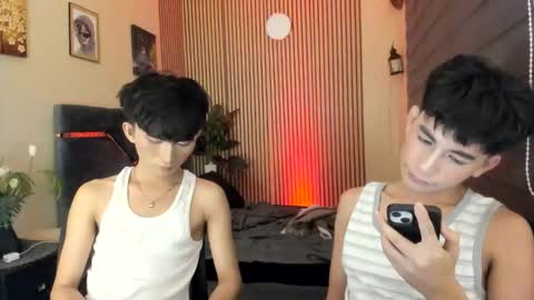 kim and josh online show from November 8, 3:37 pm