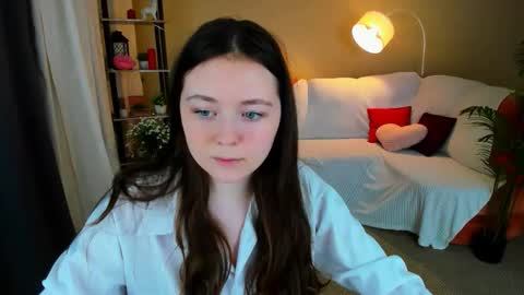 alluringeyess online show from February 16, 6:28 pm