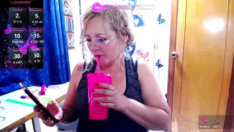 ally_sweety online show from February 21, 10:04 pm