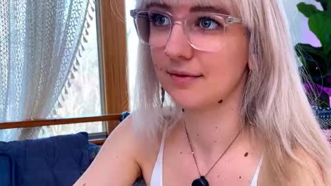 Ally Elliot online show from February 11, 3:38 pm