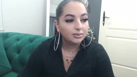         online show from April 29, 4:45 pm
