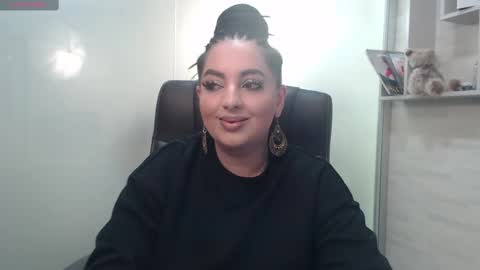 Snapshot of allyiah chatting on March 7, 8:44 pm online show from March 7, 8:44 pm