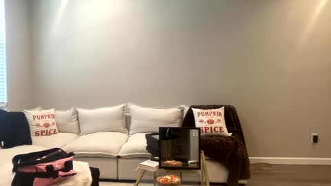 Ally Mae online show from October 2, 8:18 pm