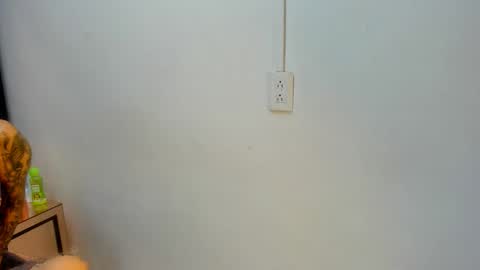 allysonrrouserx online show from February 21, 3:53 am