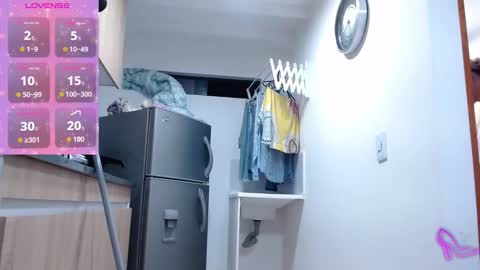 Allysonstonnes online show from October 22, 11:17 pm