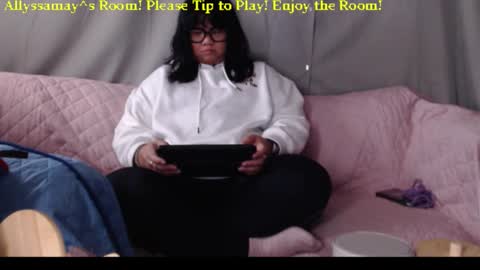 Allyssamay online show from November 13, 9:34 am