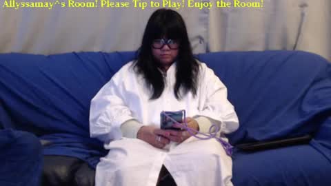 Snapshot of allyssamay chatting on February 18, 6:37 am Allyssamay online show from February 18, 6:37 am