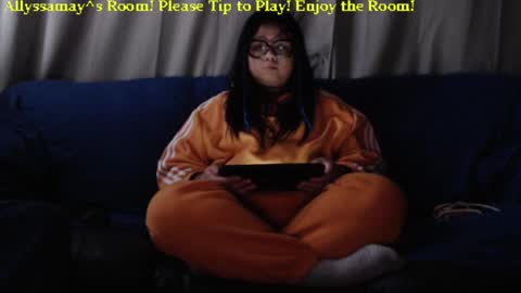 Snapshot of allyssamay chatting on January 21, 7:37 am Allyssamay online show from January 21, 7:37 am
