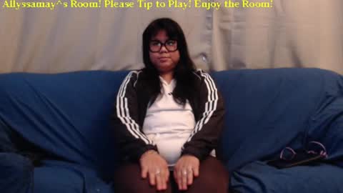Snapshot of allyssamay chatting on February 12, 6:51 am Allyssamay online show from February 12, 6:51 am