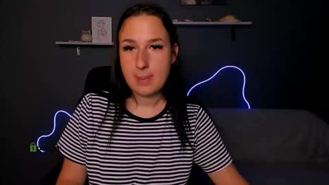alma_black online show from September 11, 5:41 am