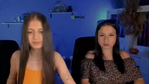 alma_black online show from September 9, 1:33 pm