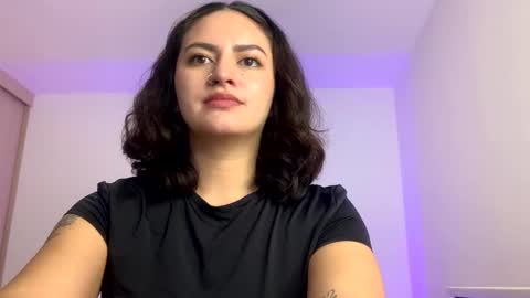 Alma online show from November 22, 1:59 am