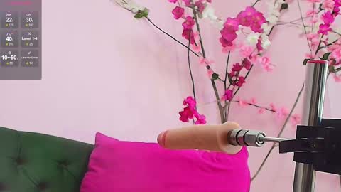 Snapshot of almendraevans chatting on March 4, 5:45 pm ALMENDRAEVANS online show from March 4, 5:45 pm