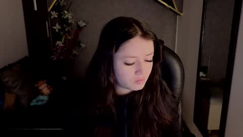 Snapshot of almma_ chatting on September 15, 1:34 pm ALMMA online show from September 15, 1:34 pm