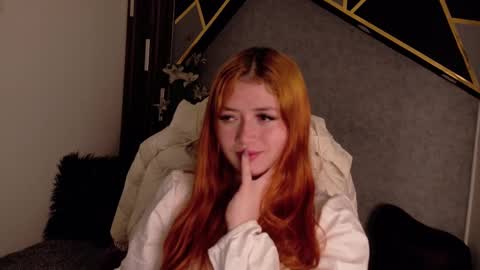 Snapshot of almma_ chatting on February 19, 3:16 pm ALMMA online show from February 19, 3:16 pm