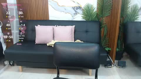 alonddra_tay online show from May 17, 11:30 am
