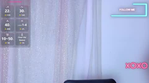 Hazel Bowie online show from March 29, 9:05 pm