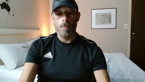 Snapshot of alph4beto chatting on January 28, 1:08 am ALPH4BETO online show from January 28, 1:08 am