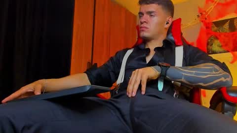 alpha_dominus_ online show from October 15, 3:54 am