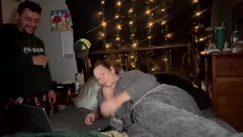 alphadomcole online show from November 9, 12:08 pm