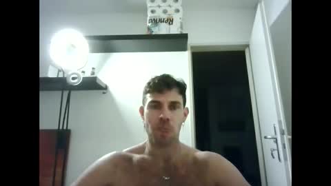 alphah_hunk online show from December 5, 4:16 pm