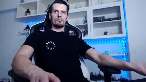 Snapshot of alphamastertodd chatting on January 18, 3:09 am MasterTodd online show from January 18, 3:09 am