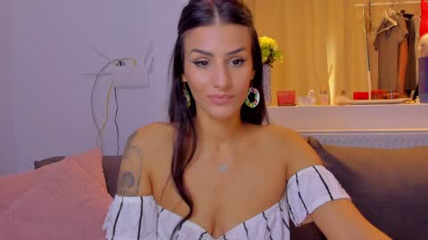 Michelle online show from November 20, 9:19 am