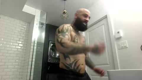 alphatino28 online show from December 19, 3:19 pm