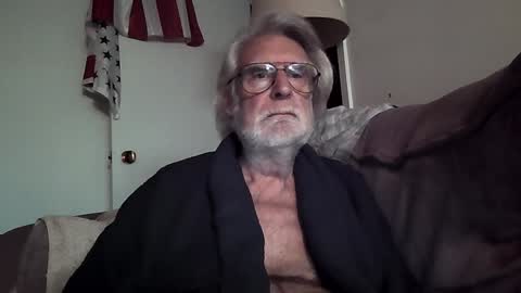 AlphaUniform online show from December 11, 2:11 pm