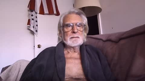 AlphaUniform online show from February 4, 6:38 pm