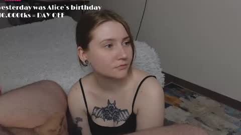 Woland  Alice Pugh online show from July 11, 8:23 pm