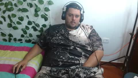 Snapshot of altairstudiosboy chatting on January 21, 1:00 pm Jhosep online show from January 21, 1:00 pm