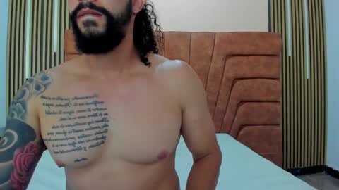 Snapshot of alukar_1 chatting on September 13, 1:57 pm ALUKAR online show from September 13, 1:57 pm