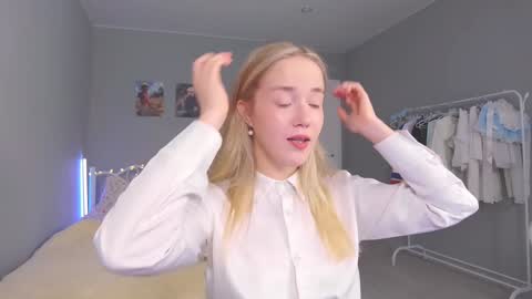 Amelia NEXT STREAM  online show from December 6, 2:11 pm