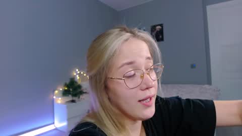 Amelia NEXT STREAM  online show from December 18, 5:31 pm