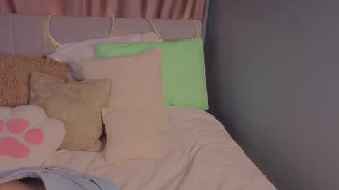 alvanalbach online show from September 20, 9:23 am