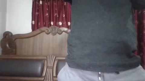 Snapshot of alvin_miler chatting on December 19, 3:08 pm alvin miler online show from December 19, 3:08 pm