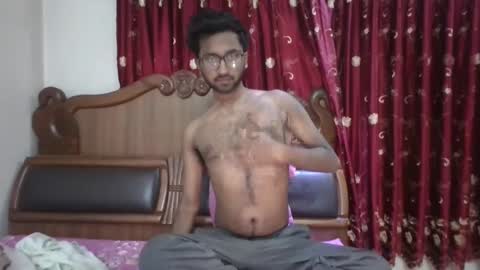 Snapshot of alvin_miler chatting on January 5, 8:31 pm alvin miler online show from January 5, 8:31 pm