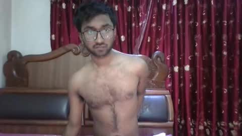 Snapshot of alvin_miler chatting on January 1, 8:15 pm alvin miler online show from January 1, 8:15 pm
