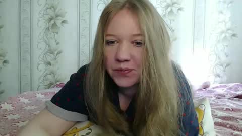alya764770 online show from May 2, 2:28 am
