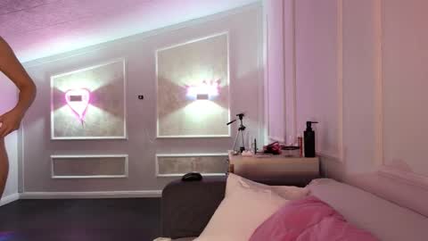 alyarei online show from December 5, 9:12 pm