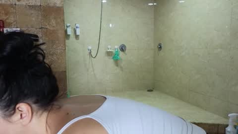 alyarei online show from October 15, 11:11 am