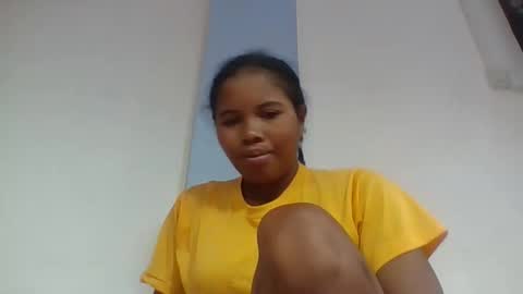 alydie7 online show from May 6, 5:24 am