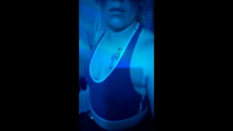 alygal19 online show from April 1, 2:23 am