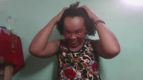 alypierette online show from November 18, 7:33 am