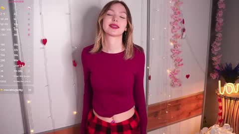 Kate online show from May 9, 4:46 pm